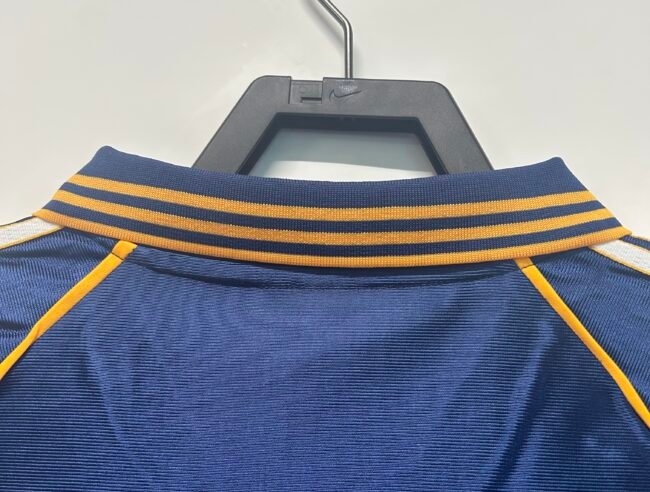 Real Madrid Third Retro Jersey 1998/00 – Bild 4
