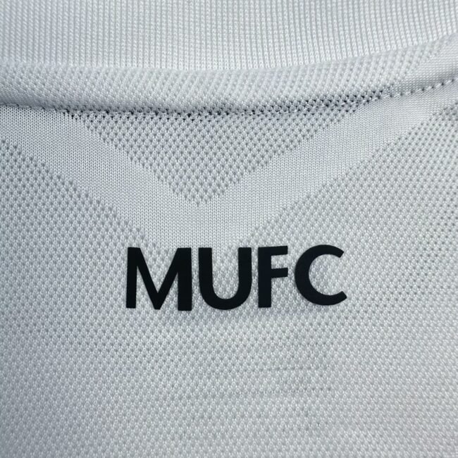 Manchester United Away Long Sleeves Retro Jersey 2010/11