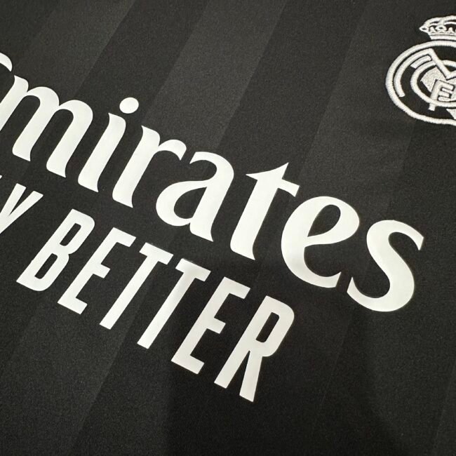 Real Madrid Goalkeeper Jersey 25/26 Black