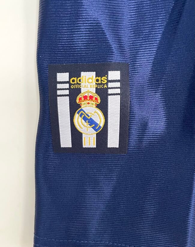 Real Madrid Away Retro Jersey 1998/99 – Bild 4