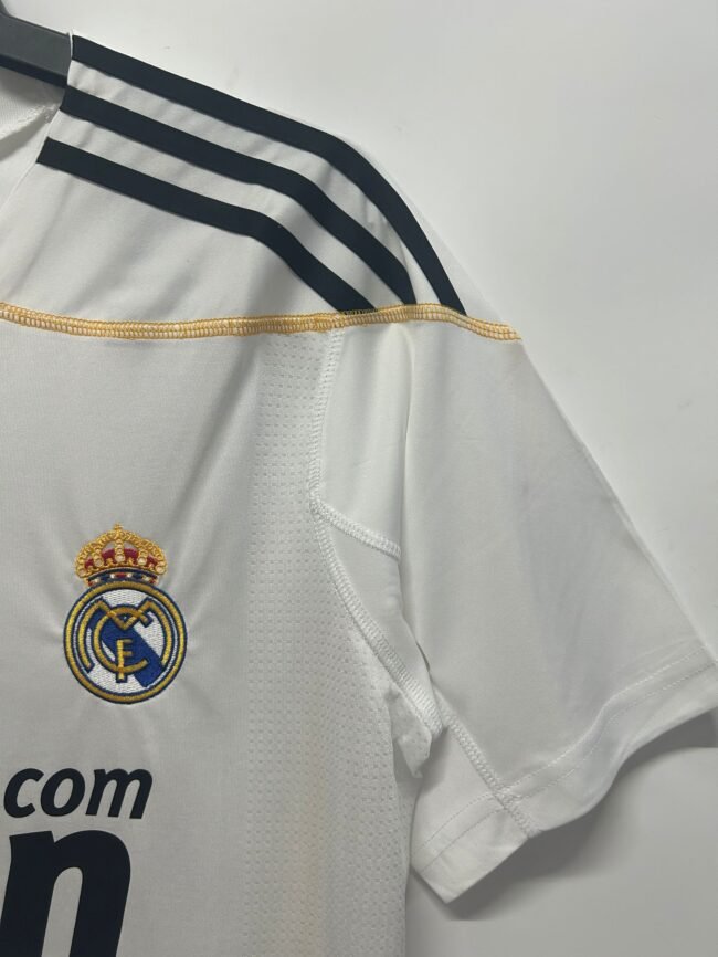 Real Madrid Home Jersey 2009/10 – Bild 4