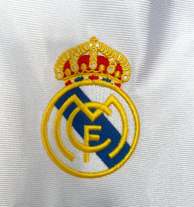 Real Madrid Home Retro Jersey 1999/00 – Bild 4