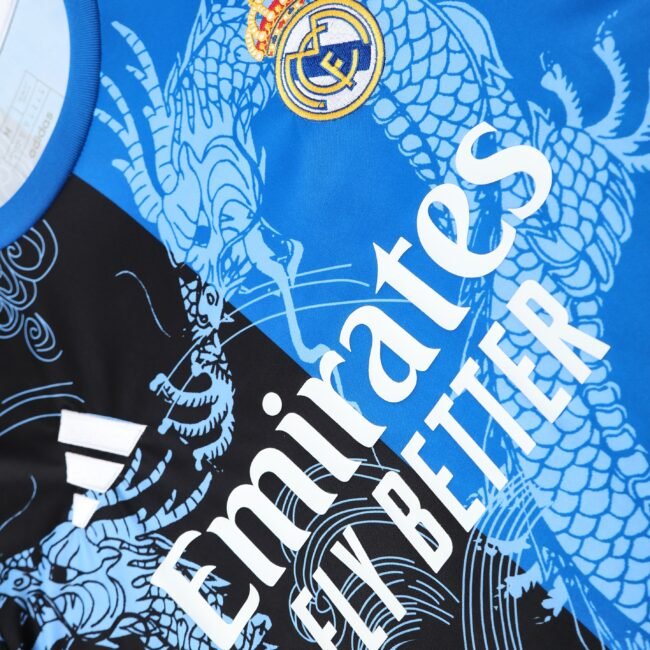 Real Madrid Training Jersey 2025/26 blue