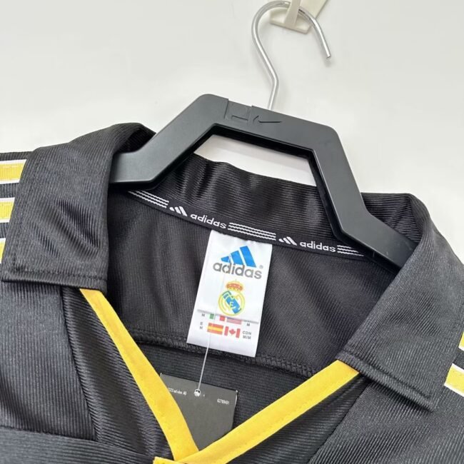 Real Madrid Away Retro Jersey 1999/00