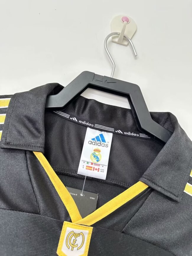 Real Madrid Away Retro Jersey 1999/00 – Bild 7