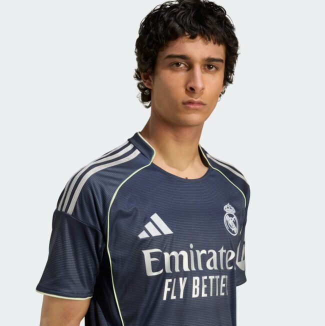 Arsenal Away Jersey 2025/26 – Bild 4
