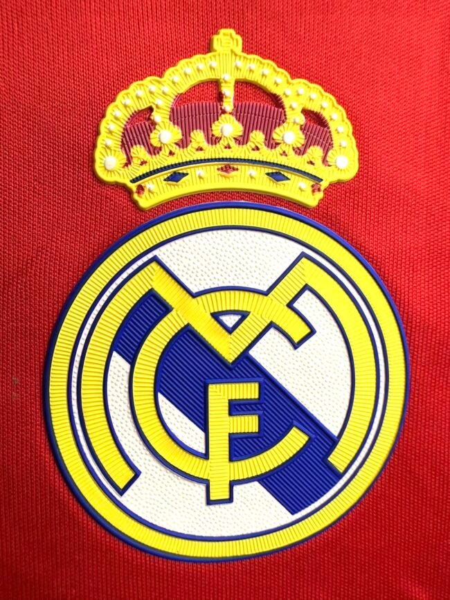 Real Madrid Third Long Sleeve Retro Jersey 2011/12 - Image 5