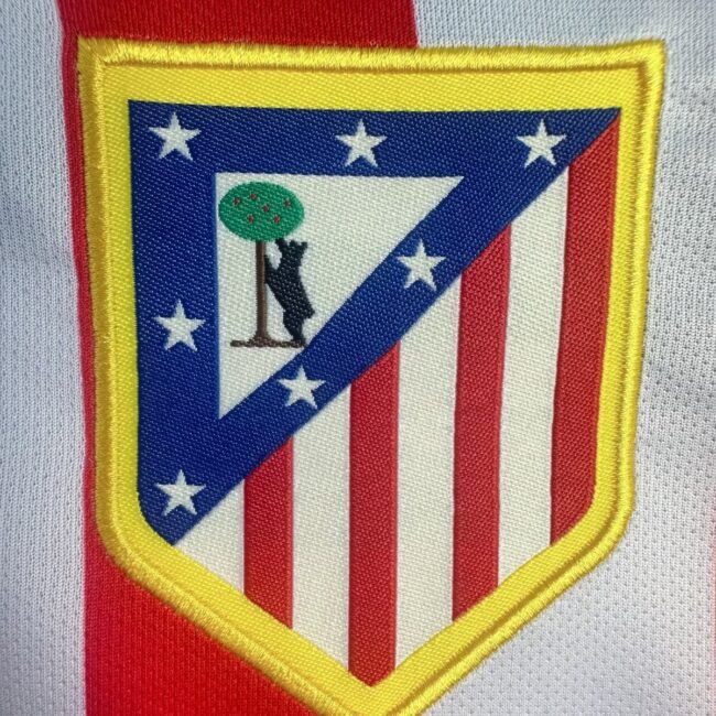 Atletico Madrid Home Long Sleeve Retro Jersey 2004/05