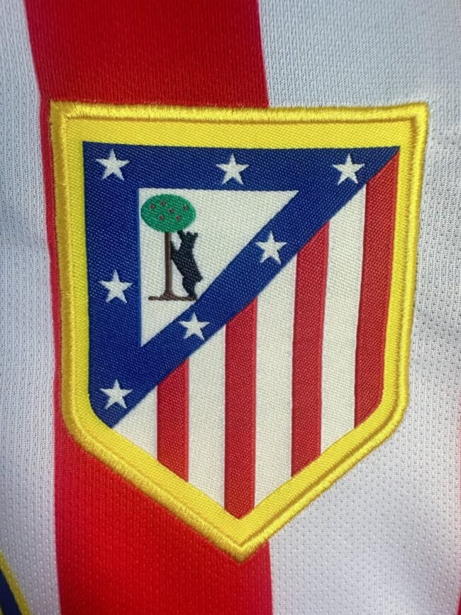 Atletico Madrid Home Long Sleeve Retro Jersey 2004/05 – Bild 4