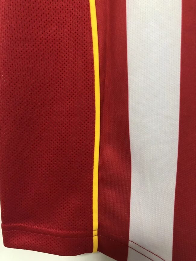 Atletico Madrid Home Retro Jersey 2004/05 – Bild 9