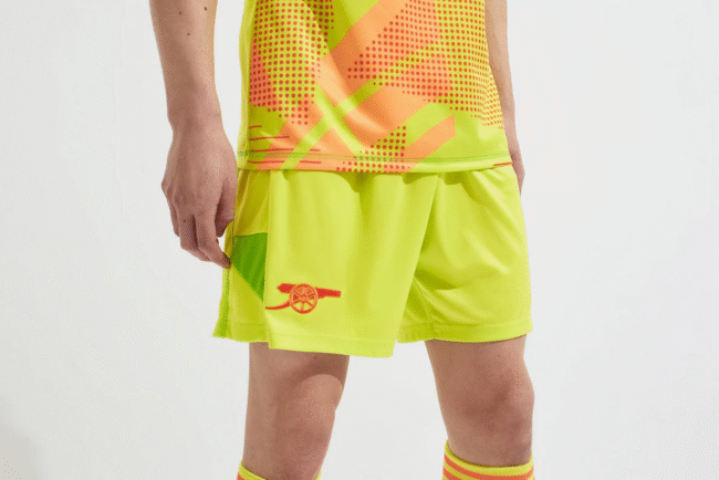 Arsenal Yellow Goalkeeper Shorts 2024/25 – Bild 2