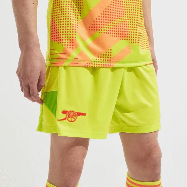 Arsenal Yellow Goalkeeper Shorts 2024/25