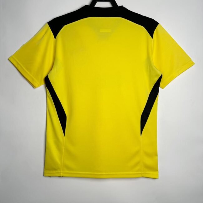 Liverpool Away Retro Jersey 2004/05