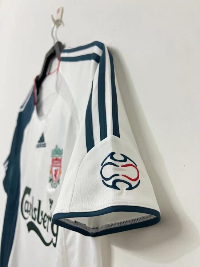 Liverpool Away Retro Jersey 2006/08 - Image 3