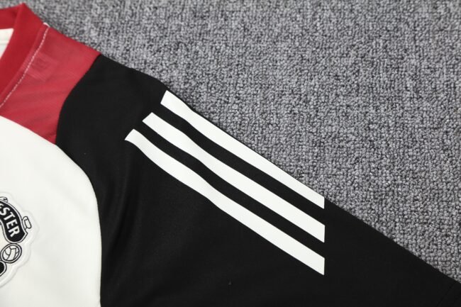 Manchester United Training Jersey 2025/26 MEN26043 - Image 8