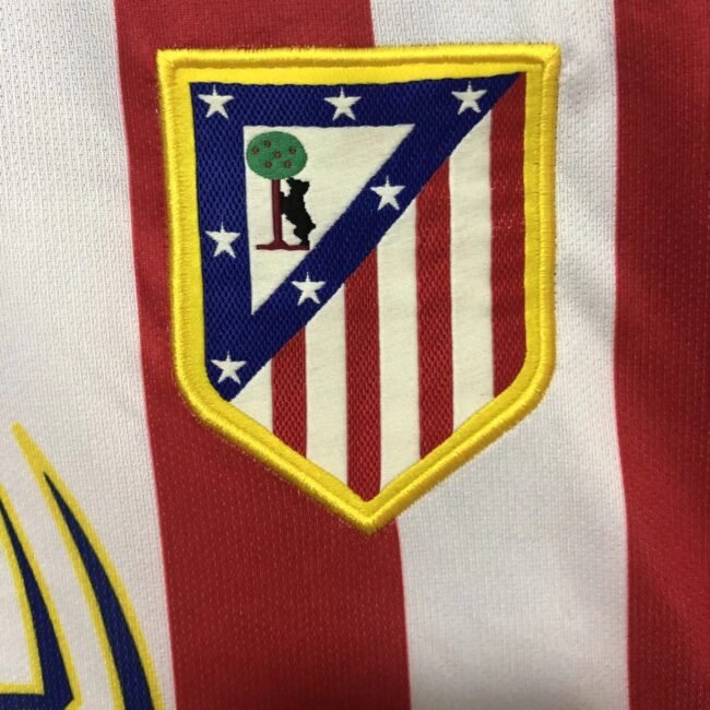 Atletico Madrid Home Retro Jersey 2004/05