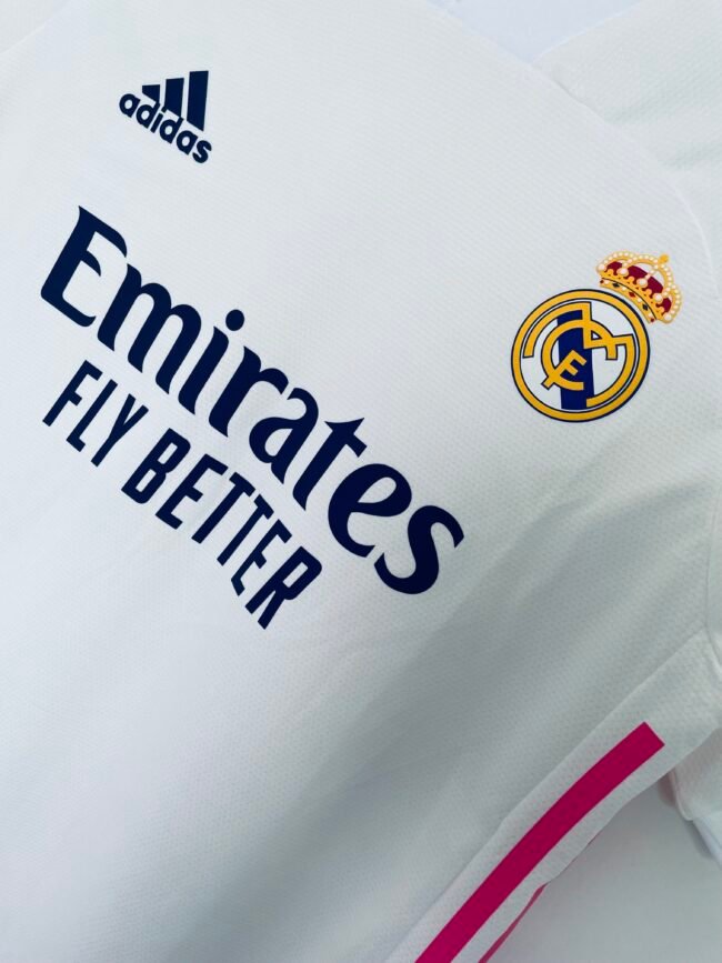 Real Madrid Home Jersey 2020/21 – Bild 3