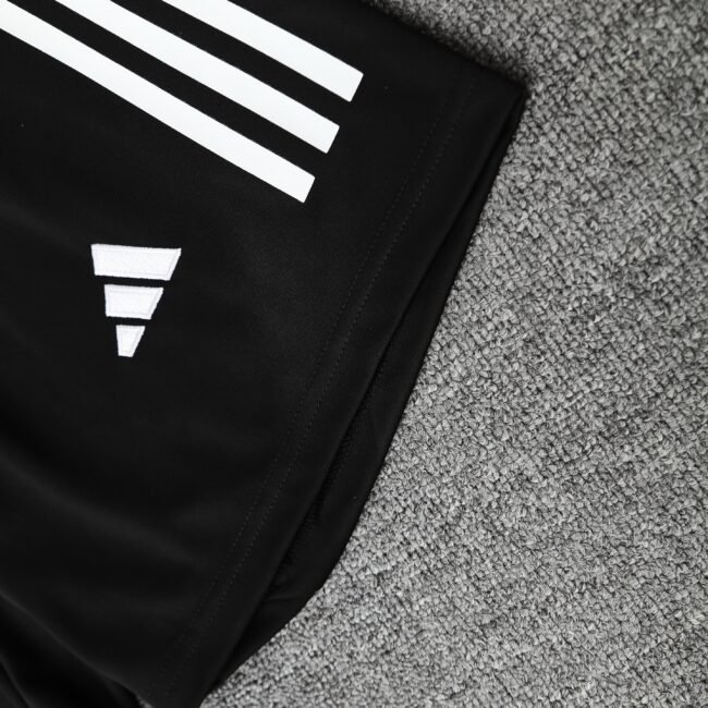 Real Madrid Training Jersey 2025/26 Green