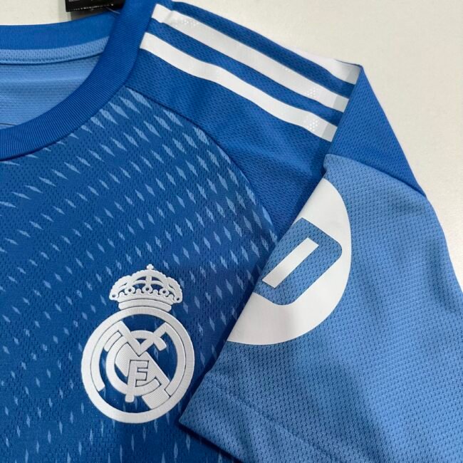 Real Madrid Player Version Goalkeeper Jersey 25/26