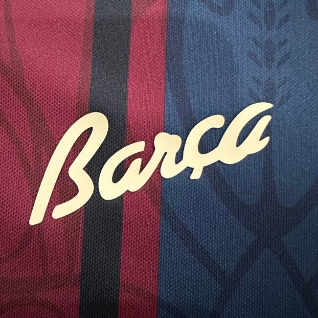 Modernist Crop FC Barcelona Polo 2025/26