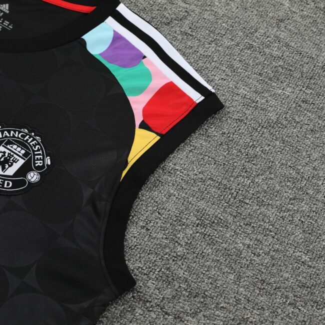 Manchester United Training Jersey 2024/25 MEN26076