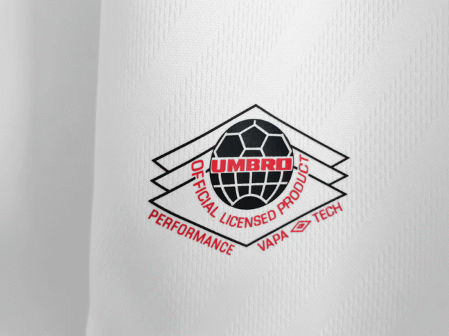 Manchester United Away Retro Jersey 1996/97 - Image 8