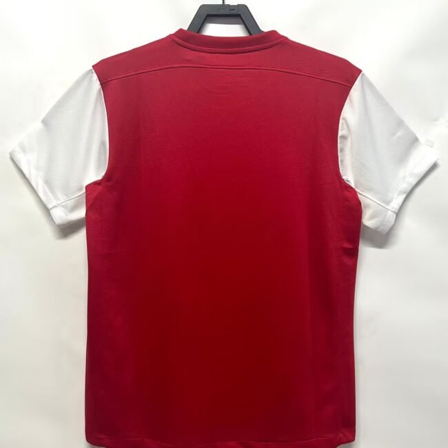 Arsenal Home jersey 2011/12
