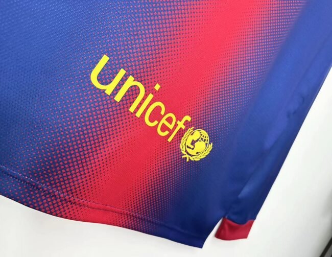 Barcelona Retro Long Sleeve Home Jersey 2012/13 - Image 9