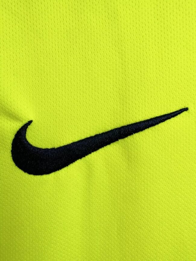Barcelona Retro Long Sleeve Away Jersey 2005/06 - Image 8