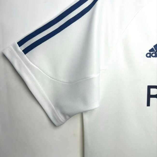 Real Madrid Home Retro Jersey 2001/02
