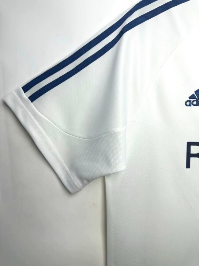 Real Madrid Home Retro Jersey 2001/02 – Bild 6