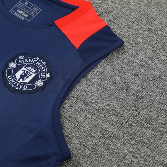 Manchester United Training Jersey 2024/25 MEN26078