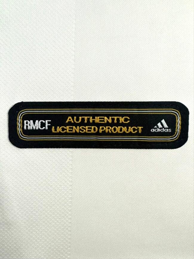 Real Madrid Home Retro Jersey 2001/02 – Bild 10