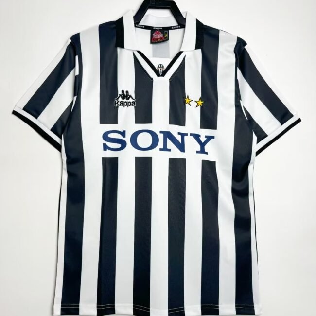 Juventus Home Retro Jersey 1995/96