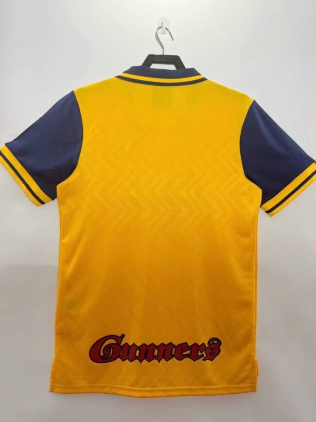 Arsenal Away Jersey 1996/97 - Image 4