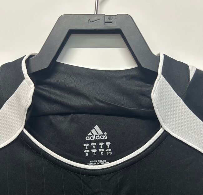 Real Madrid Third Jersey 2006/07 – Bild 3