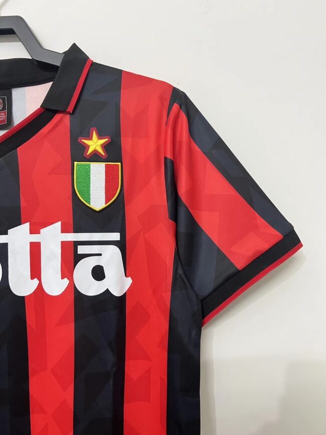 AC Milan Home Retro Jersey 1993/94 - Image 5