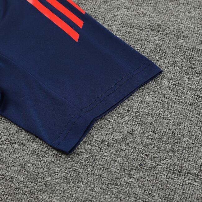 Manchester United Training Jersey 2024/25 MEN26077