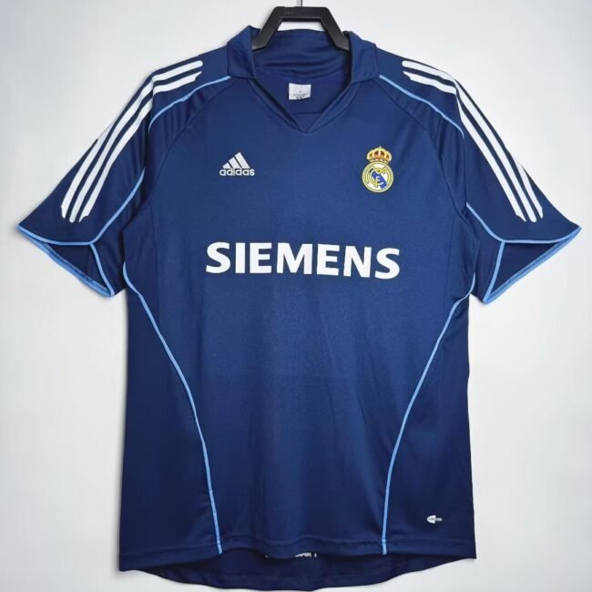 Real Madrid Away Retro Jersey 2005/06