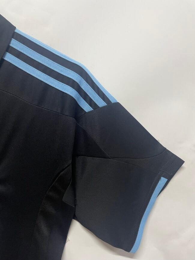 Real Madrid Away Jersey 2009/10 - Image 4
