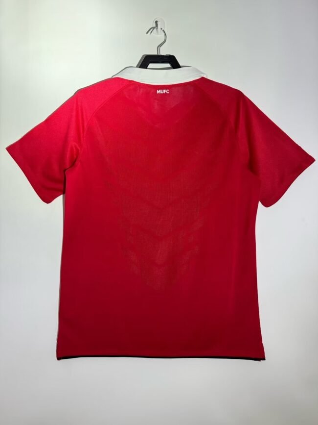 Manchester United Home Retro Jersey 2010/11 – Bild 3