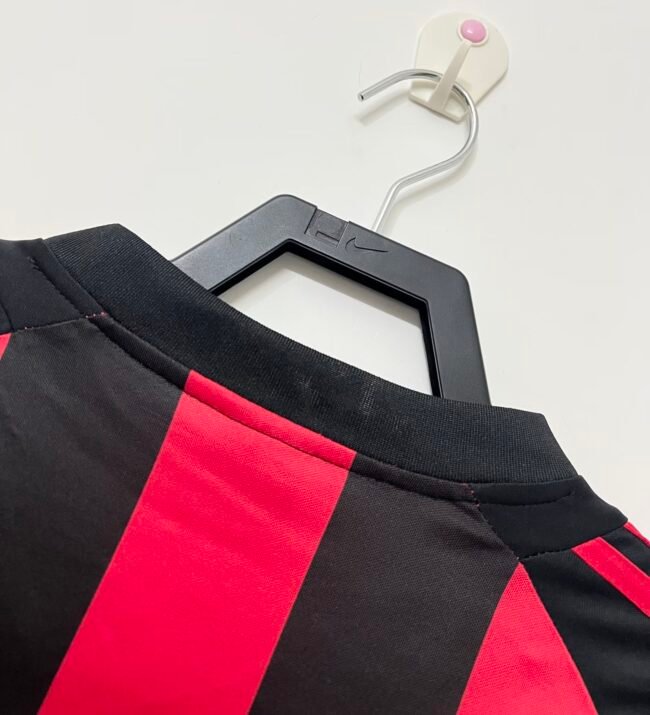 AC Milan Home Retro Jersey 2002/03 - Image 7