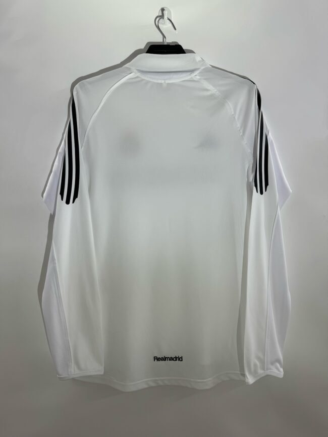 Real Madrid Home Long Sleeve Retro Jersey 2005/06 – Bild 2