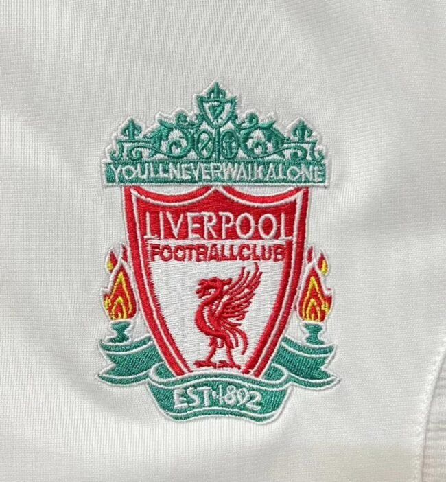 Liverpool Away Retro Jersey 2006/08 - Image 5