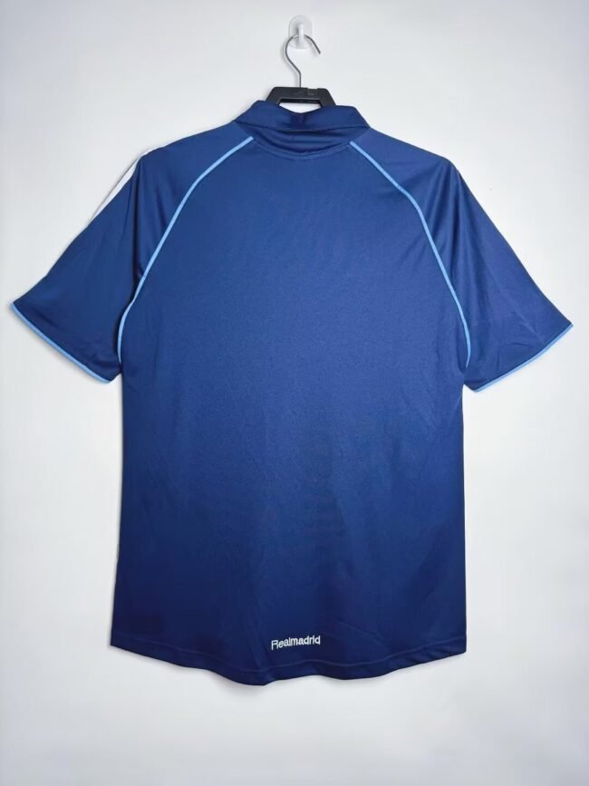 Real Madrid Away Retro Jersey 2005/06 – Bild 2