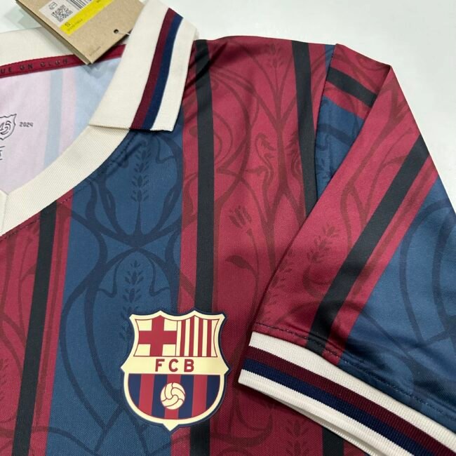 Modernist Crop FC Barcelona Polo 2025/26