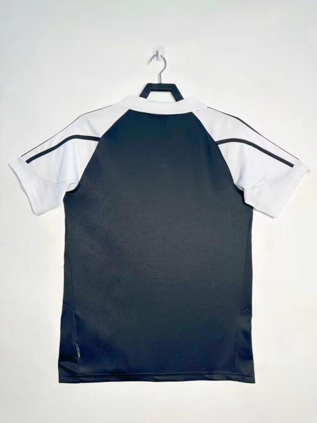 Real Madrid Away Retro Jersey 2001/02 – Bild 2