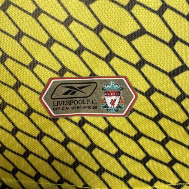 Liverpool Away Retro Jersey 2004/05