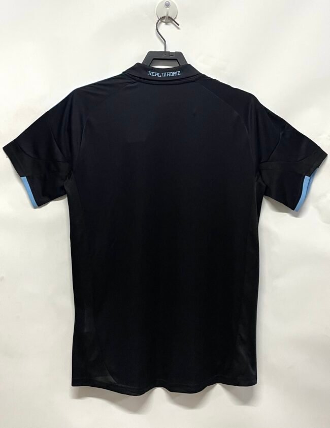 Real Madrid Away Jersey 2009/10 - Image 2