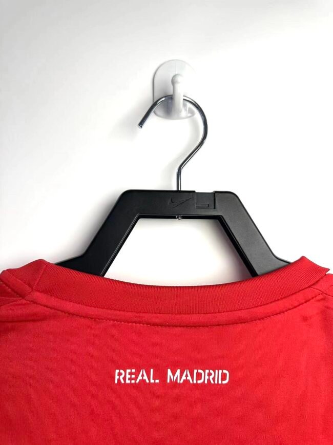 Real Madrid Third Long Sleeve Retro Jersey 2011/12 - Image 7